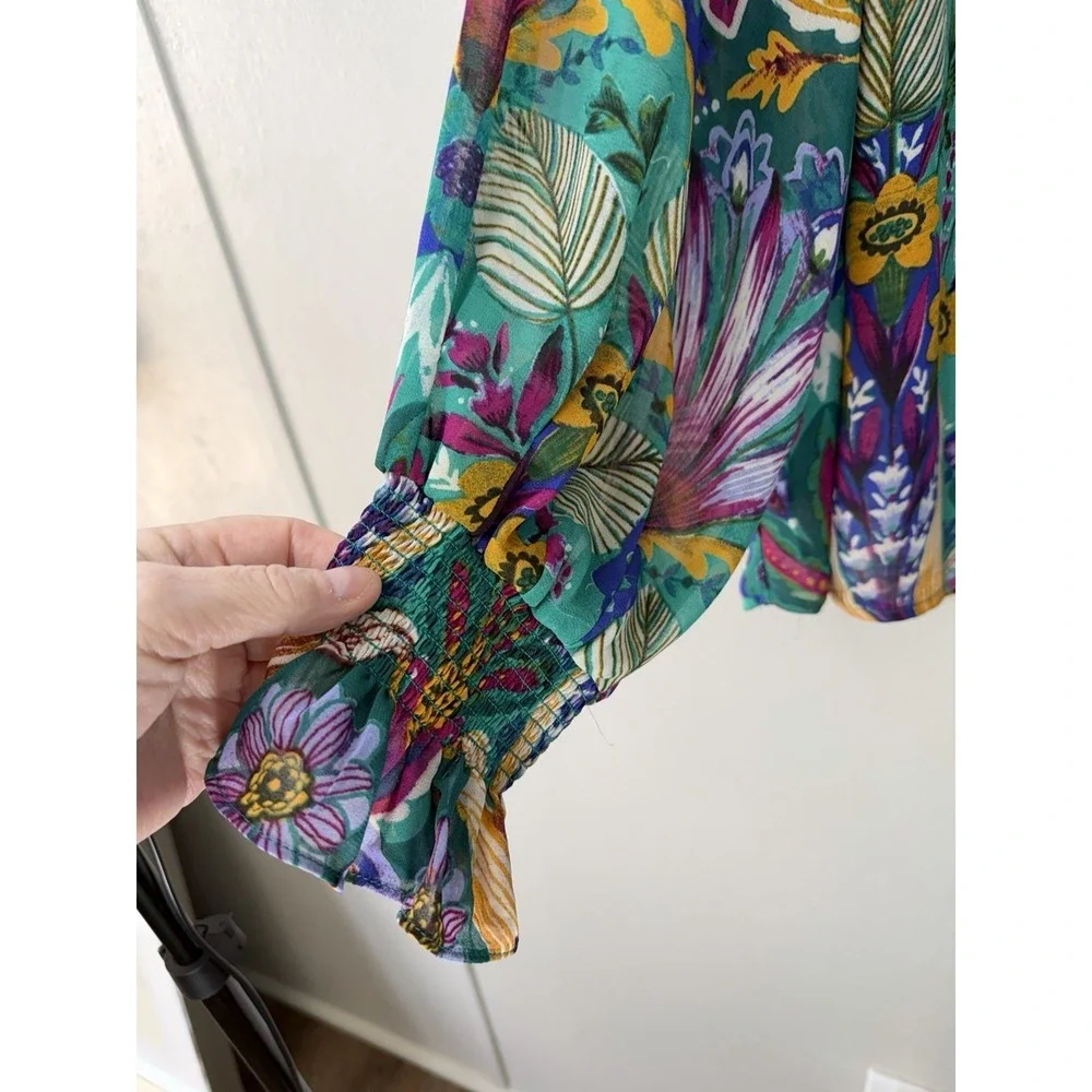 Nicole Miller Plus Size Emerald Bold Floral V Neck Size 3X - Picture 2 of 6